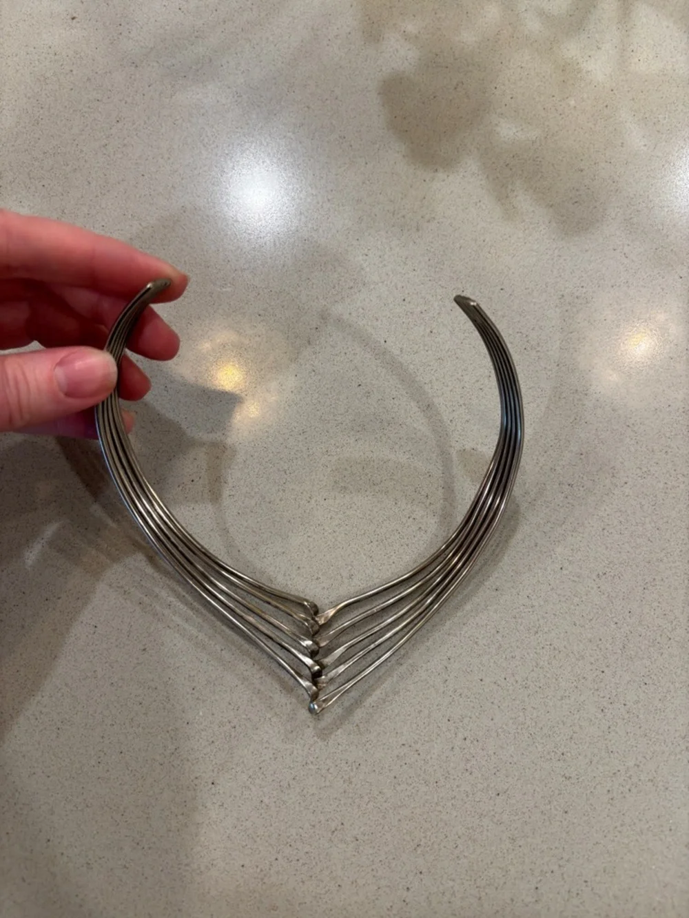 Vintage Mexico Stamped Sterling Silver V-Front Choker Torque Necklace - Picture 5 of 8